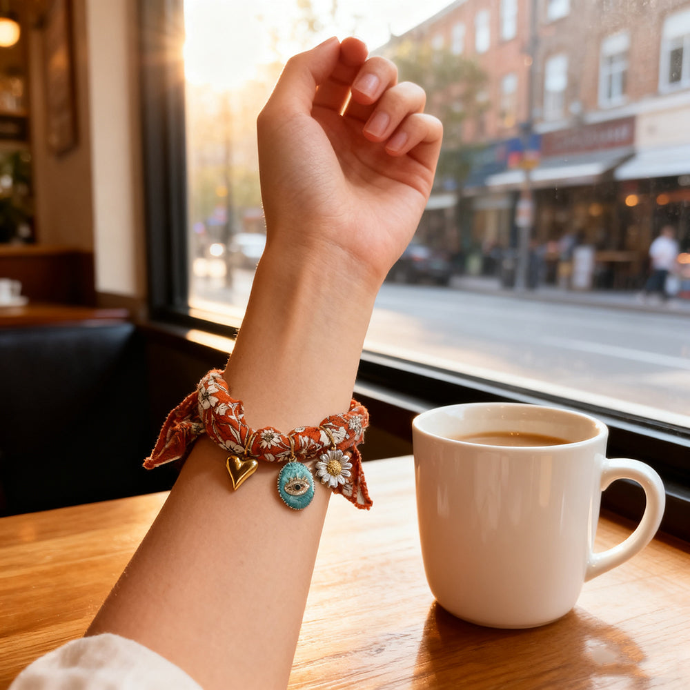Seek Bracelet