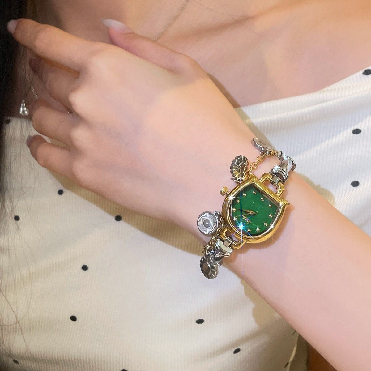 U Charm Watch (Gold Green Sliver)