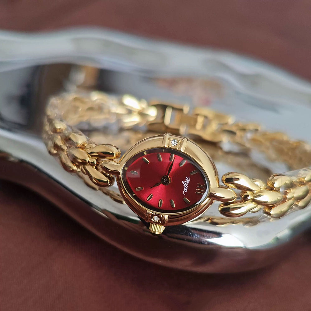 Seek Watch (Diamond Gold Red)