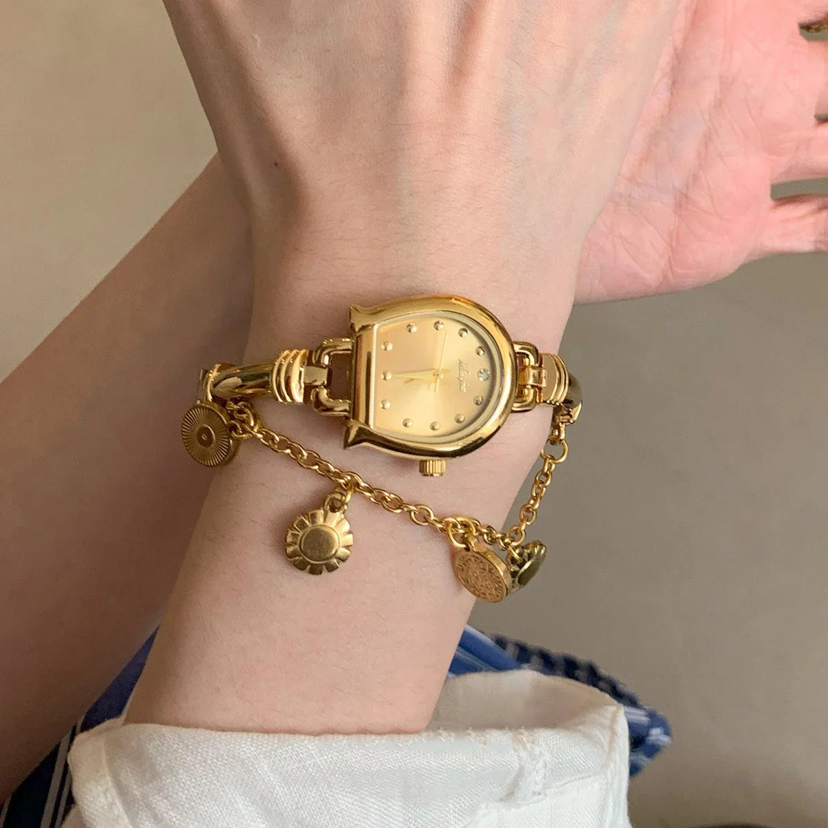 U Charm Watch (Gold Gold)