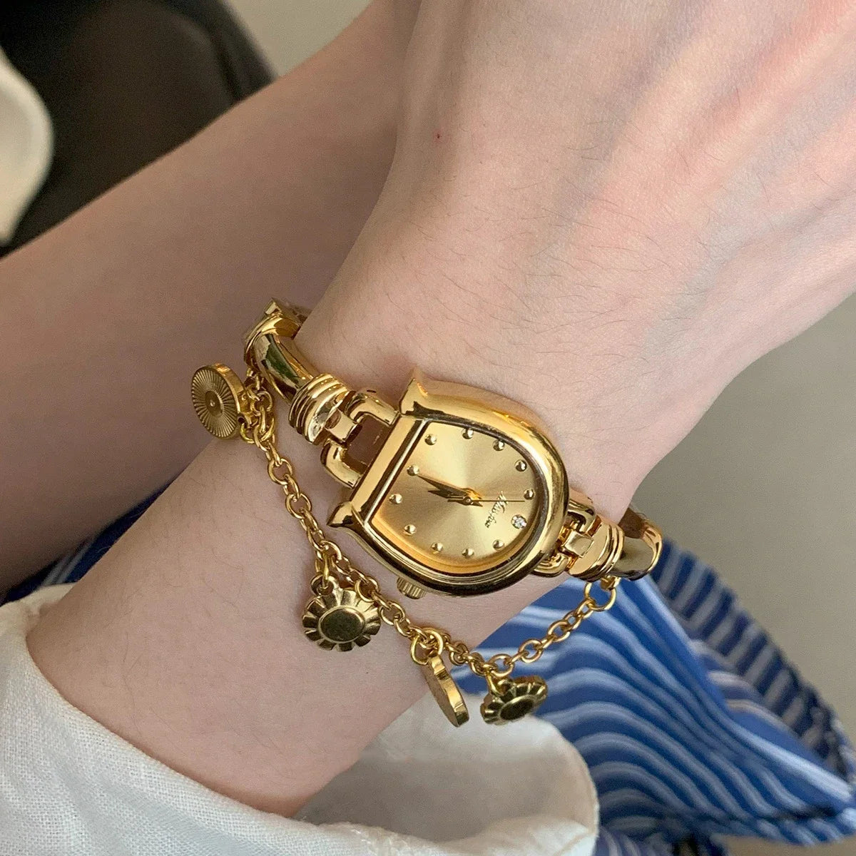 U Charm Watch (Gold Gold)