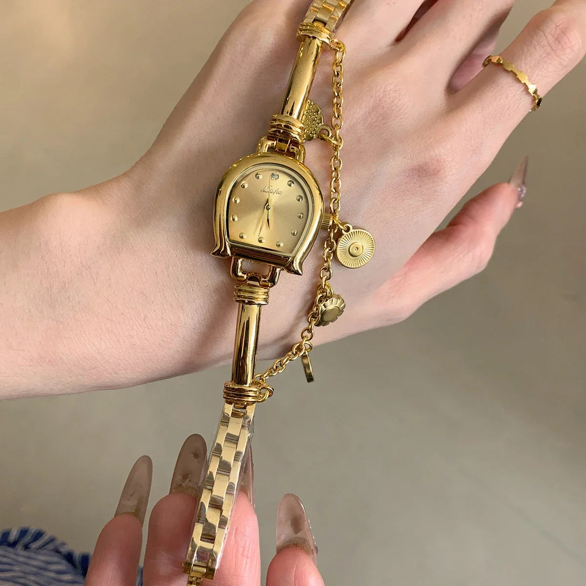 U Charm Watch (Gold Gold)